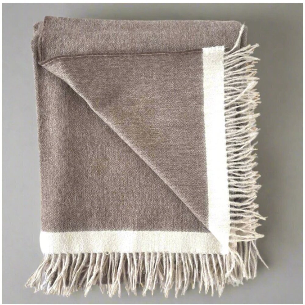 ARTZNL 100% Baby Alpaca ECO Throw Undyed Blanket Large Brown All Season Luxury